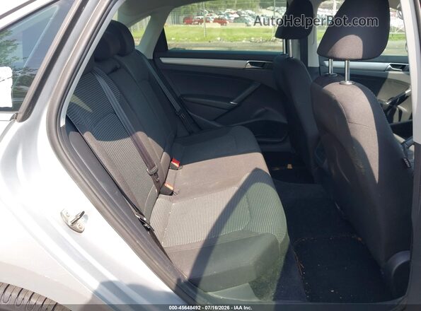 1VWAT7A38HC069409 2017 VOLKSWAGEN PASSAT Silver Вид наклейки з VIN-кодом