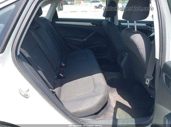 1VWAT7A39GC010187 2016 VOLKSWAGEN PASSAT White VIN sticker view