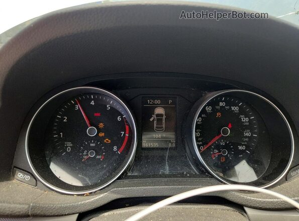 1VWAT7A39GC056795 2016 VOLKSWAGEN PASSAT White Instrument cluster view