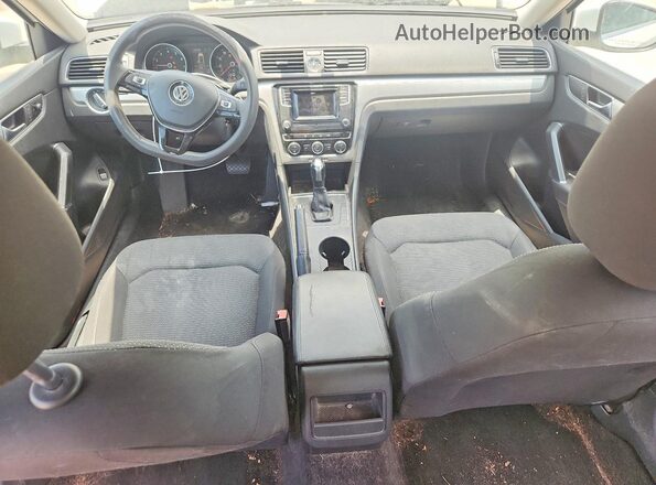 1VWAT7A39GC056795 2016 VOLKSWAGEN PASSAT White Dashboard view