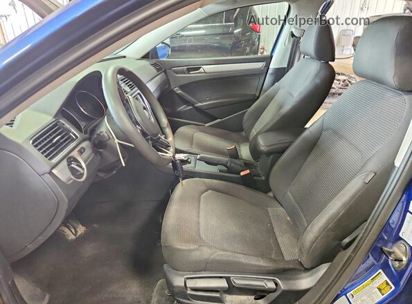 1VWAT7A39GC056893 2016 VOLKSWAGEN PASSAT Blue Vista interior delantera
