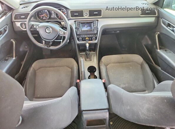 1VWAT7A39HC010854 2017 VOLKSWAGEN PASSAT Gray წინა პანელის ხედი