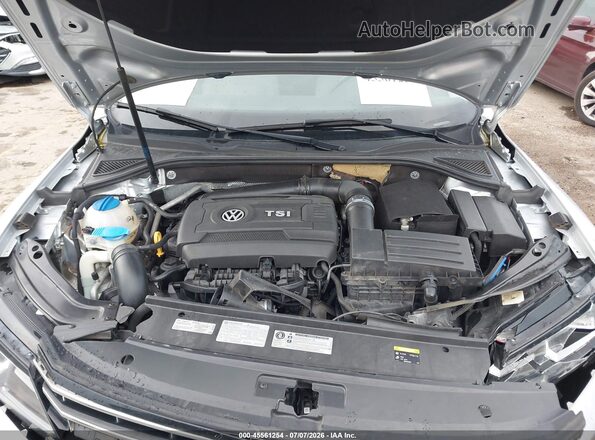 1VWAT7A39HC053025 2017 VOLKSWAGEN PASSAT Silver Вид ззаду