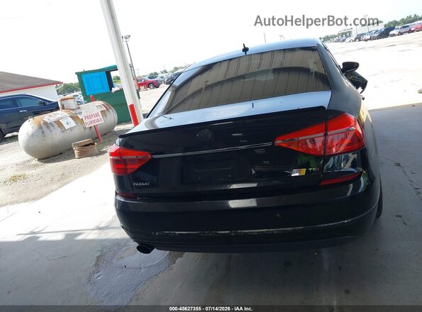 1VWAT7A3XGC024714 2016 VOLKSWAGEN PASSAT Black 