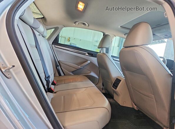 1VWBA7A30JC020608 2018 VOLKSWAGEN PASSAT Gray Vista de los asientos traseros