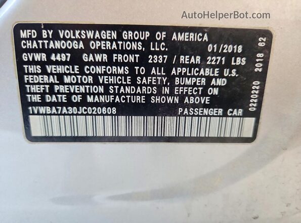 1VWBA7A30JC020608 2018 VOLKSWAGEN PASSAT Gray Vista del compartimento del motor