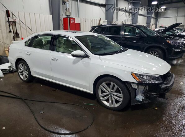 1VWBA7A31JC001730 2018 VOLKSWAGEN PASSAT White Передня права чверть