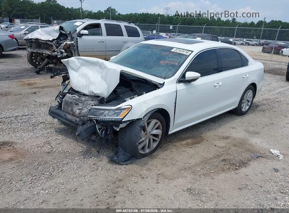 1VWBA7A31JC017538 2018 VOLKSWAGEN PASSAT Белый Передняя левая четверть