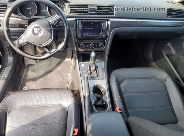 1VWBA7A31JC037336 2018 VOLKSWAGEN PASSAT Black Առջևի վահանակի տեսք