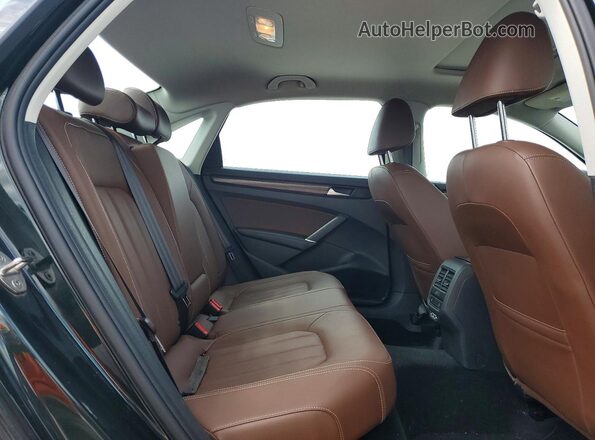 1VWBA7A31NC003628 2022 VOLKSWAGEN PASSAT Green Rear seats view