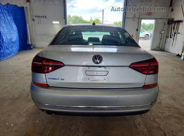 1VWBA7A33JC044501 2018 VOLKSWAGEN PASSAT Silver Rear view