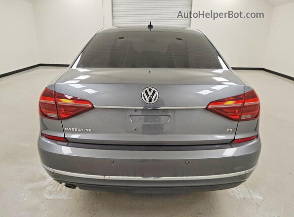 1VWBA7A34JC031983 2018 VOLKSWAGEN PASSAT Gray Rear view