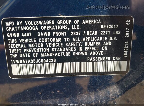1VWBA7A35JC004226 2018 VOLKSWAGEN PASSAT Blue Engine compartment view