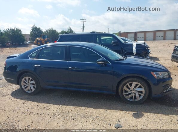 1VWBA7A35JC004226 2018 VOLKSWAGEN PASSAT Blue Rear interior view