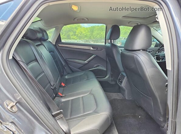 1VWBA7A36JC004610 2018 VOLKSWAGEN PASSAT Серый Вид задних сидений