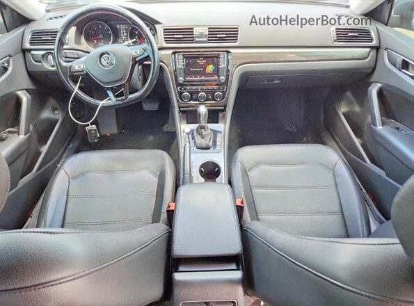1VWBA7A36JC004610 2018 VOLKSWAGEN PASSAT Серый Вид панели приборов