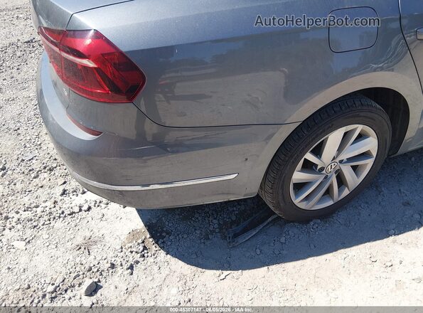 1VWBA7A36JC020239 2018 VOLKSWAGEN PASSAT Gray Front view