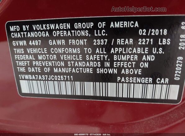 1VWBA7A37JC025711 2018 VOLKSWAGEN PASSAT Red Вид підкапотного простору