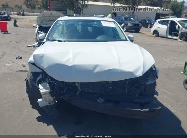 1VWBA7A37JC026597 2018 VOLKSWAGEN PASSAT White Սարքավորումների վահանակի տեսք