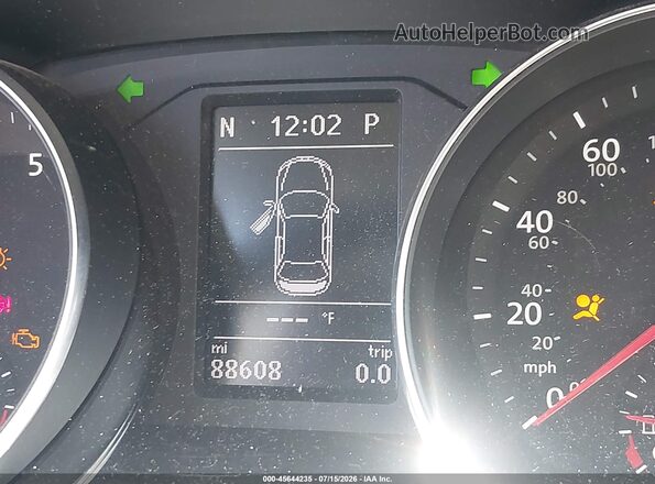 1VWBA7A37JC026597 2018 VOLKSWAGEN PASSAT White 