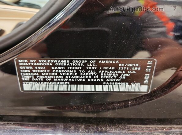1VWBA7A39JC043322 2018 VOLKSWAGEN PASSAT Black VIN կոդի պիտակի տեսք