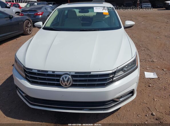 1VWBS7A34GC060504 2016 VOLKSWAGEN PASSAT White Widok zestawu wskaźników