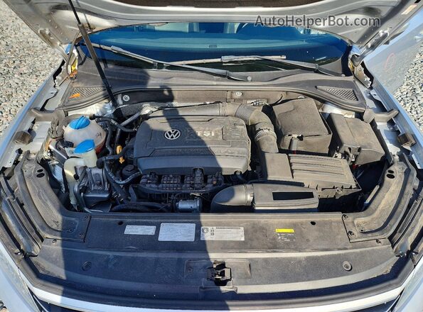 1VWBS7A36GC038469 2016 VOLKSWAGEN PASSAT Silver Rear interior view