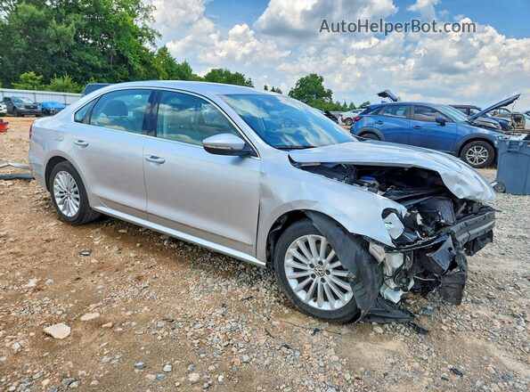 1VWBS7A37GC062876 2016 VOLKSWAGEN PASSAT Серебряный Передняя правая четверть