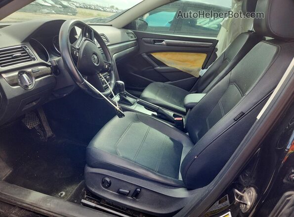 1VWBS7A38GC045374 2016 VOLKSWAGEN PASSAT Black Widok wnętrza z przodu