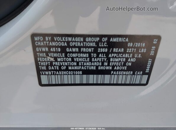 1VWBT7A32HC021005 2017 VOLKSWAGEN PASSAT White Engine compartment view