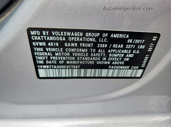 1VWBT7A32HC077557 2017 VOLKSWAGEN PASSAT Silver ძრავის განყოფილების ხედი