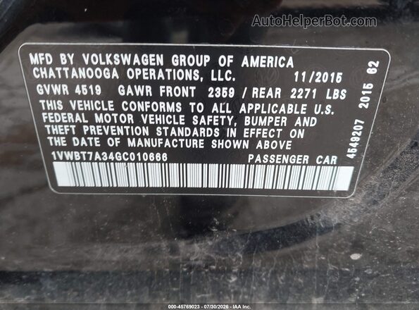 1VWBT7A34GC010666 2016 VOLKSWAGEN PASSAT Черный Вид подкапотного пространства