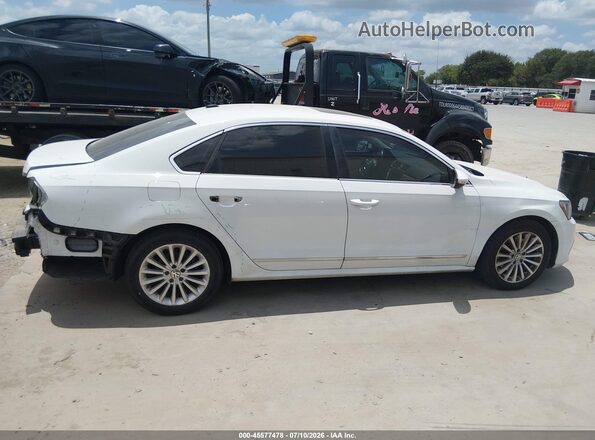 1VWBT7A34GC030075 2016 VOLKSWAGEN PASSAT White Widok wnętrza 360 stopni