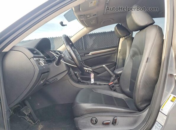 1VWBT7A35GC013169 2016 VOLKSWAGEN PASSAT Gray Widok wnętrza z przodu