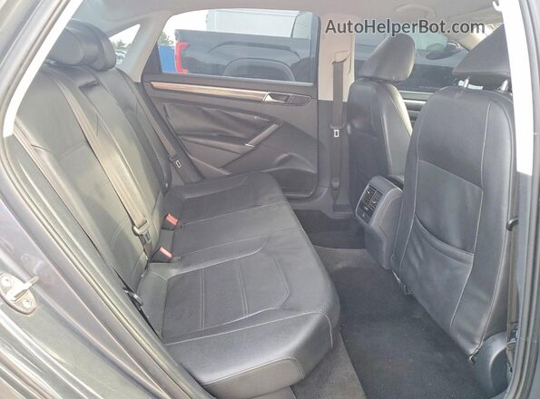 1VWBT7A35GC013169 2016 VOLKSWAGEN PASSAT Gray Widok tylnych siedzeń
