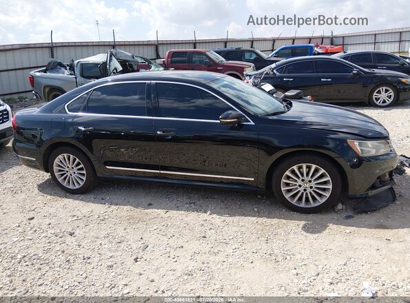 1VWBT7A3XHC077290 2017 VOLKSWAGEN PASSAT Black Widok zestawu wskaźników