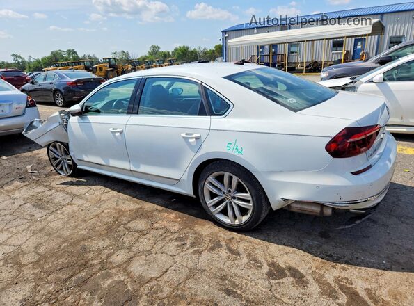 1VWCA7A30JC010908 2018 VOLKSWAGEN PASSAT White Rear left