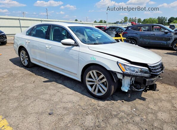 1VWCA7A30JC010908 2018 VOLKSWAGEN PASSAT White Front right