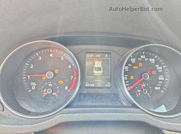 1VWCA7A30JC010908 2018 VOLKSWAGEN PASSAT White Instrument cluster view