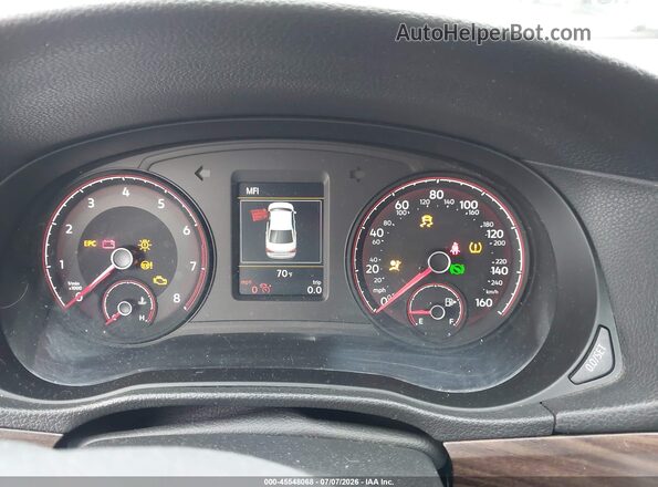 1VWCA7A32LC019287 2020 VOLKSWAGEN PASSAT Red Вид задніх сидінь