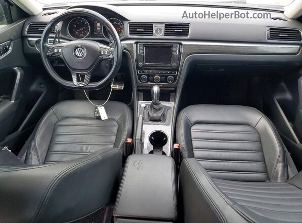 1VWCM7A34HC085032 2017 VOLKSWAGEN PASSAT White წინა პანელის ხედი