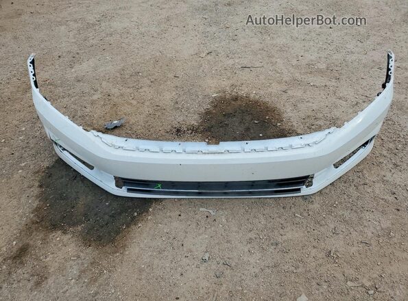 1VWCM7A34HC085032 2017 VOLKSWAGEN PASSAT White ძრავის განყოფილების ხედი