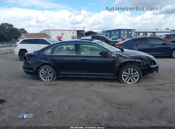 1VWCT7A31HC073309 2017 VOLKSWAGEN PASSAT Black Rear interior view