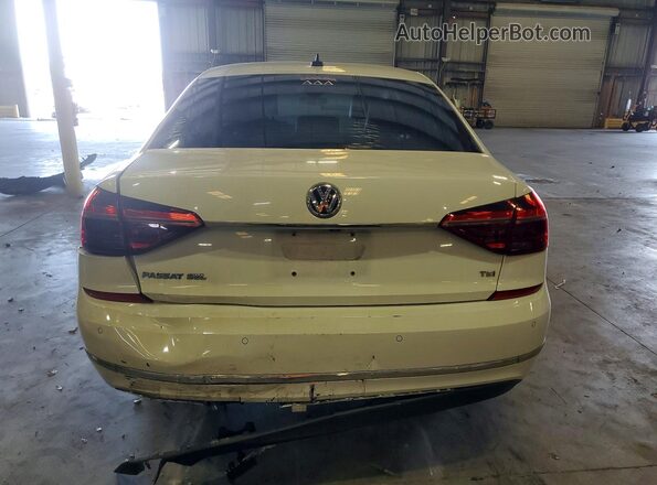 1VWCT7A33HC031918 2017 VOLKSWAGEN PASSAT White Vista trasera