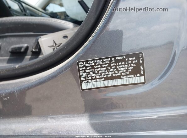 1VWCT7A38HC032899 2017 VOLKSWAGEN PASSAT Gray Вид підкапотного простору