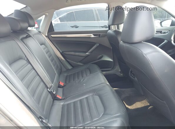 1VWCT7A38HC075011 2017 VOLKSWAGEN PASSAT Серый Вид наклейки с VIN-кодом