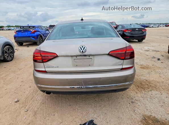 1VWCT7A39HC014119 2017 VOLKSWAGEN PASSAT Beige უკანა ხედი