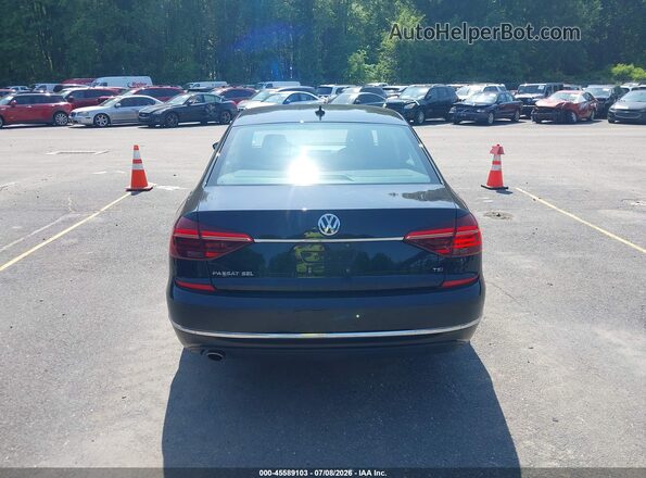 1VWCT7A3XHC057884 2017 VOLKSWAGEN PASSAT Black 