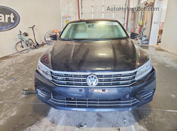 1VWDT7A30HC023876 2017 VOLKSWAGEN PASSAT Black წინა ხედი