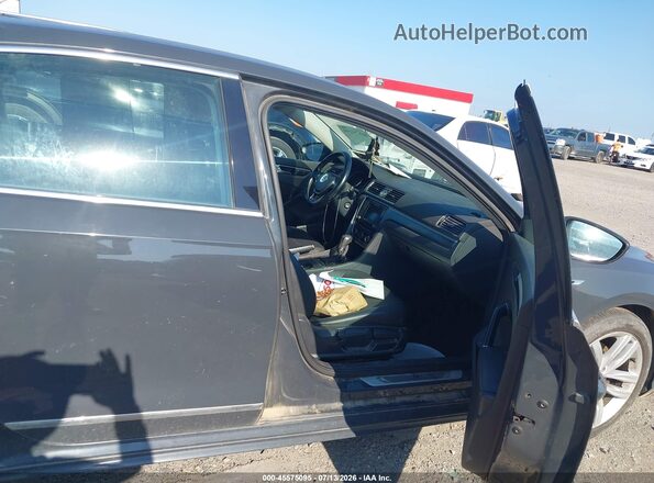 1VWDT7A30HC034277 2017 VOLKSWAGEN PASSAT Gray Вид салону спереду
